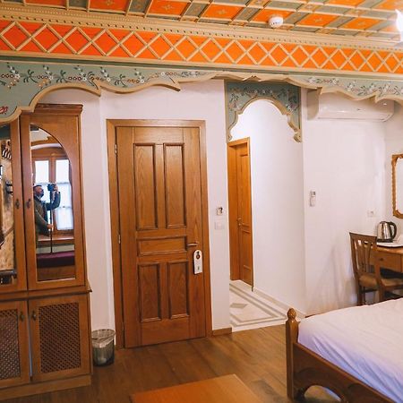 Argjiro Traditional Gjirokaster Exterior photo
